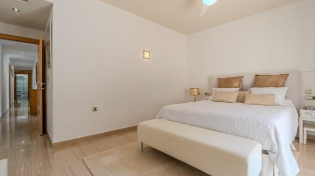 Revente - Villa -
Almoradí
