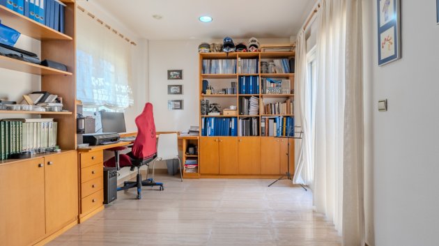 Revente - Villa -
Almoradí