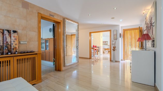 Revente - Villa -
Almoradí