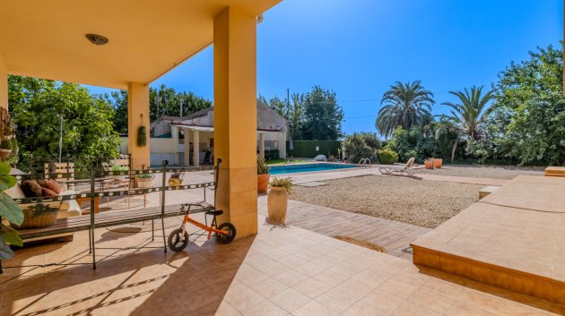 Revente - Villa -
Almoradí