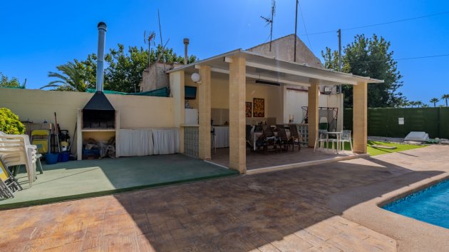Revente - Villa -
Almoradí