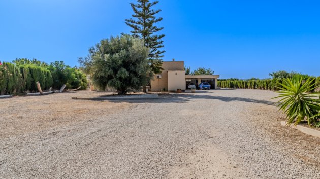 Revente - Villa -
Almoradí