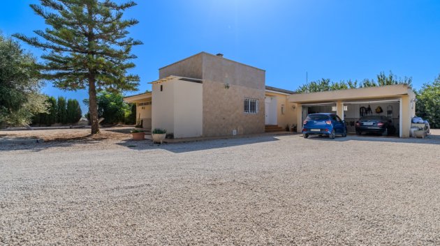 Revente - Villa -
Almoradí