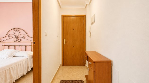 Resale - Apartments -
Torrevieja - Playa del Cura