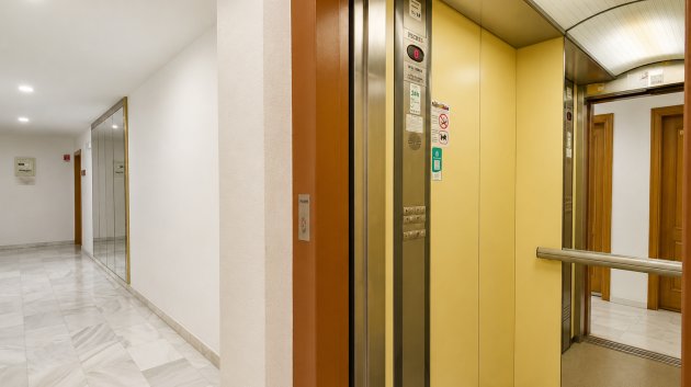 Resale - Apartments -
Torrevieja - Playa del Cura