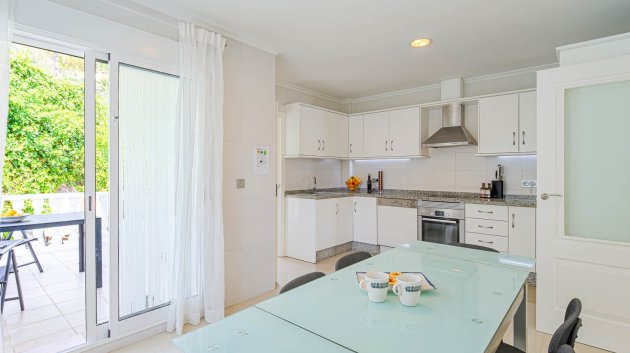 Resale - Villa -
Alicante - El Campello