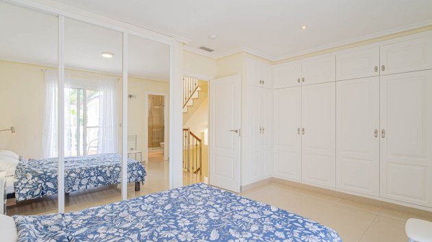 Resale - Villa -
Alicante - El Campello