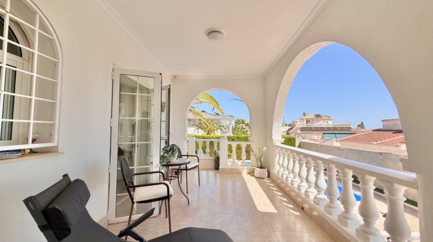 Resale - Villa -
Ciudad Quesada - Centro de la Ciudad Quesada