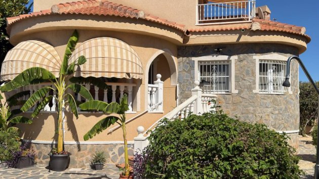 Resale - Villa -
Ciudad Quesada - Lo Pepin