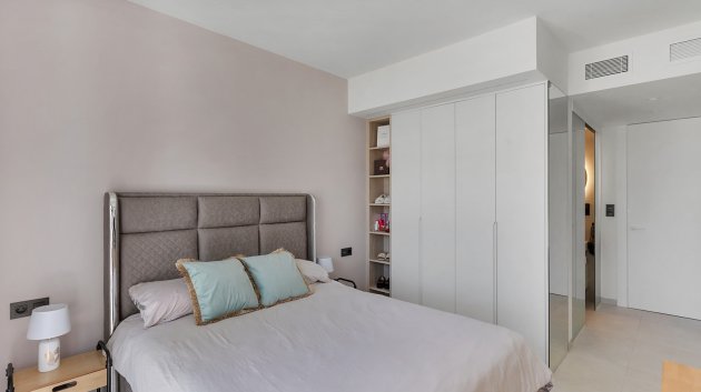 Resale - Apartments -
Guardamar del Segura - El Raso