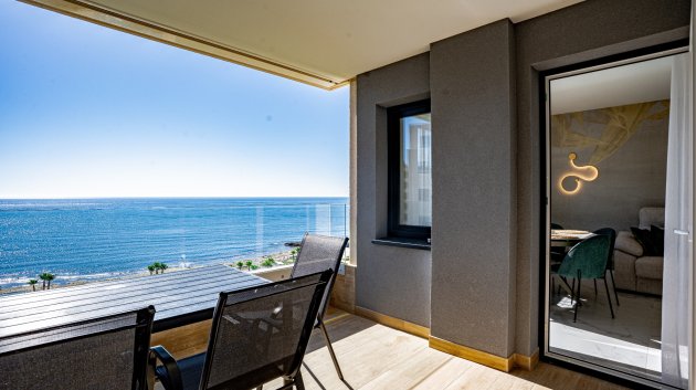 Resale - Apartments -
Orihuela Costa - Punta Prima