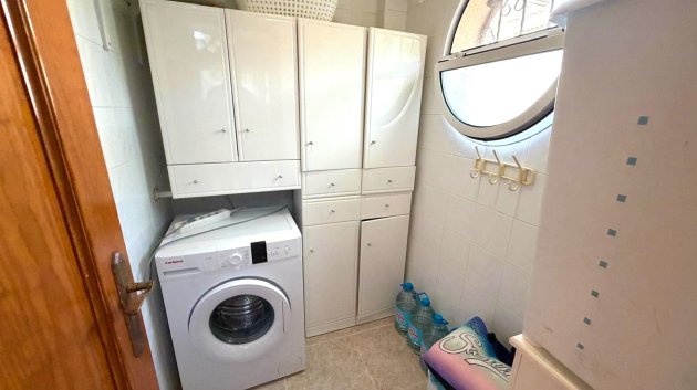 Resale - Villa -
Orihuela Costa - Villamartín