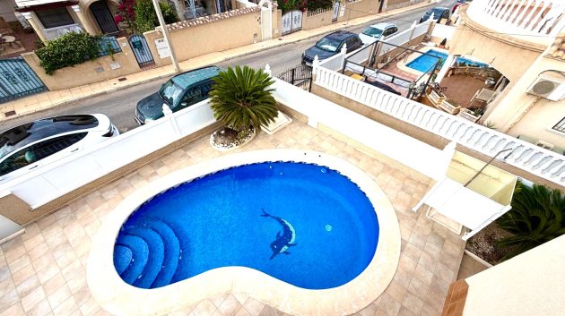Resale - Villa -
Orihuela Costa - Villamartín