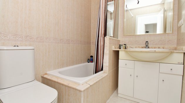 Resale - Apartments -
Villamartín - PAU 8