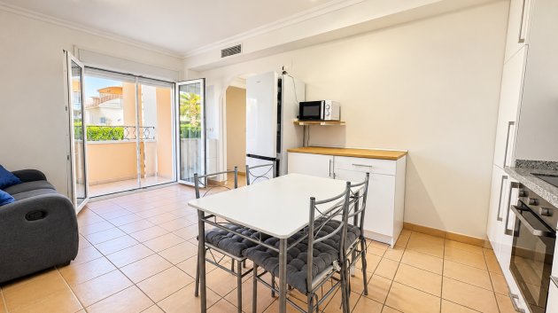 Resale - Apartments -
Altaona Golf and Country Village - Altaona Golf - Country Village