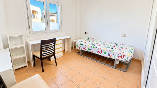 Resale - Apartments -
Altaona Golf and Country Village - Altaona Golf - Country Village
