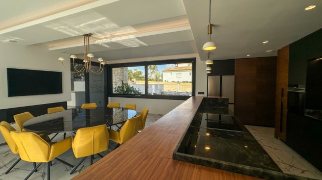 Reventa - Chalets -
Orihuela Costa - Villamartín