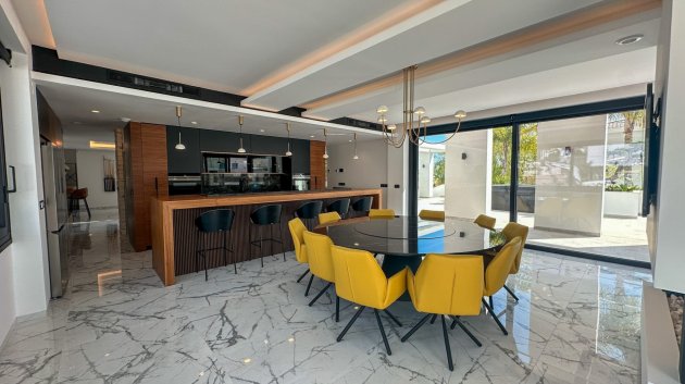 Reventa - Chalets -
Orihuela Costa - Villamartín