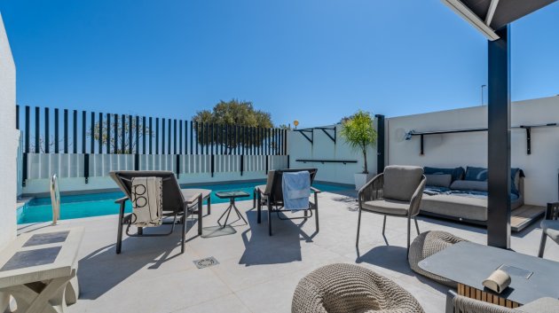 Reventa - Chalets -
Guardamar del Segura - Urbanizaciones