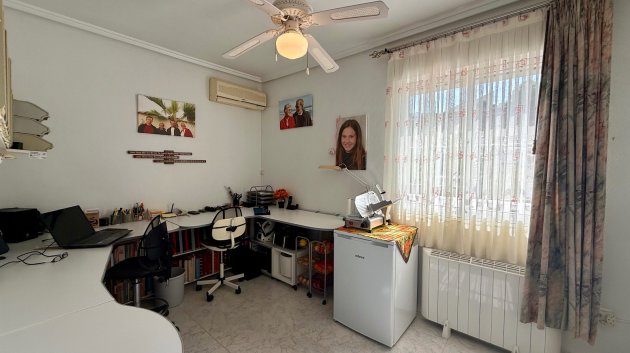 Reventa - Chalets -
Ciudad Quesada - Rojales