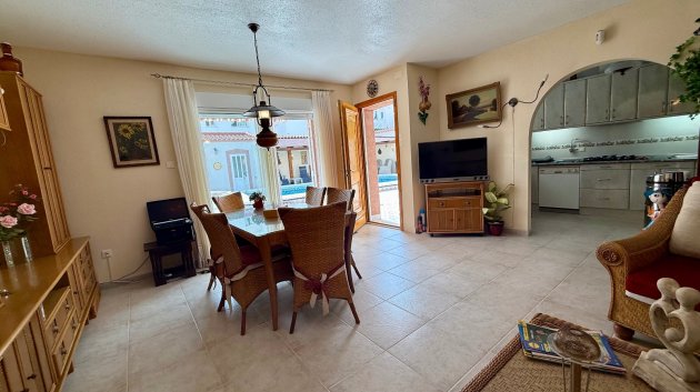 Reventa - Chalets -
Ciudad Quesada - Rojales