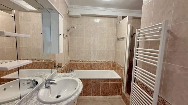 Reventa - Chalets -
Ciudad Quesada - Rojales