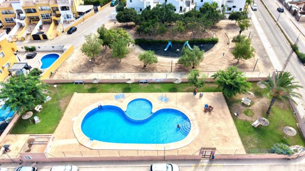 Reventa - Apartamentos -
Los Montesinos - La Herrada