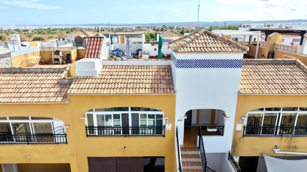 Reventa - Apartamentos -
Los Montesinos - La Herrada