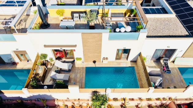 Reventa - Chalets -
Los Montesinos - La Herrada