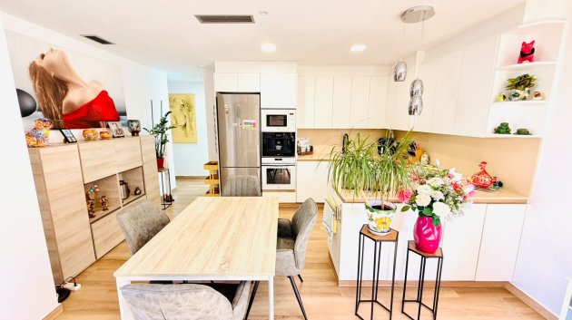 Reventa - Chalets -
Los Montesinos - La Herrada