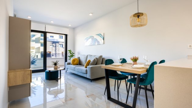 Reventa - Apartamentos -
Orihuela Costa - Los Altos
