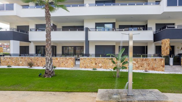 Reventa - Apartamentos -
Orihuela Costa - Los Altos