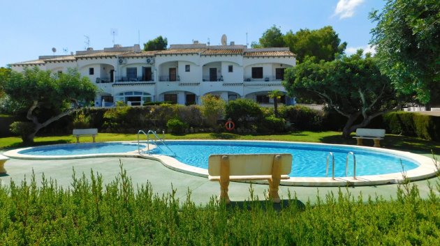 Reventa - Adosado -
Torrevieja - Lago Jardin