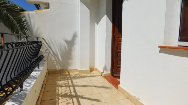 Reventa - Adosado -
Torrevieja - Lago Jardin
