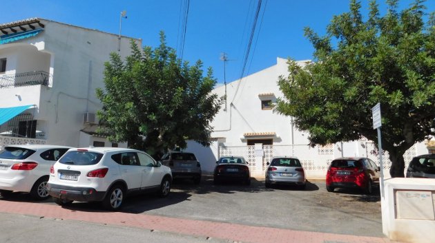 Reventa - Adosado -
Torrevieja - Lago Jardin