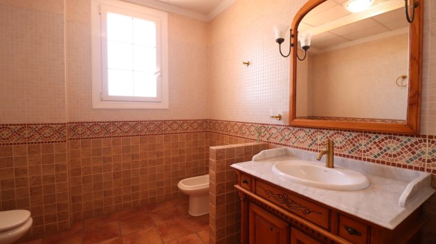 Reventa - Chalets -
Rojales - Los Palacios