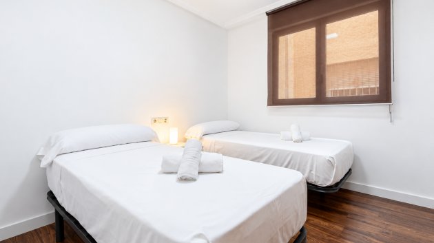 Reventa - Apartamentos -
Torrevieja - Playa del Cura
