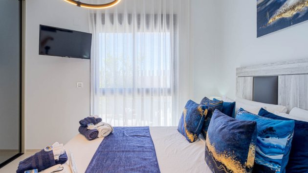 Reventa - Chalets -
Ciudad Quesada - Doña Pepa