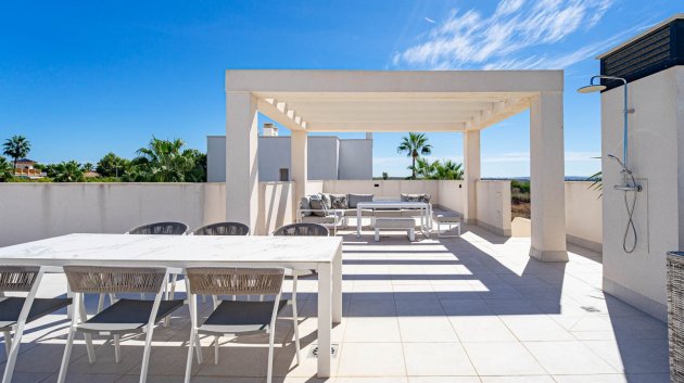 Reventa - Chalets -
Ciudad Quesada - Doña Pepa