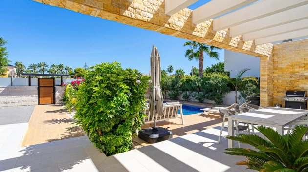 Reventa - Chalets -
Ciudad Quesada - Doña Pepa