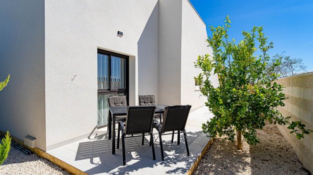 Reventa - Chalets -
Ciudad Quesada - Doña Pepa