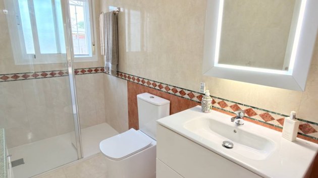 Reventa - Chalets -
Ciudad Quesada