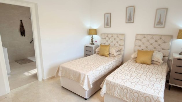Reventa - Chalets -
Ciudad Quesada