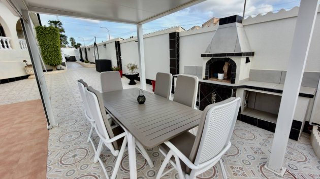 Reventa - Chalets -
Ciudad Quesada