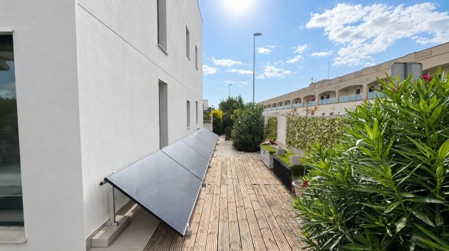 Reventa - Apartamentos -
Orihuela Costa - Punta Prima