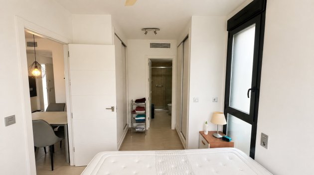 Reventa - Apartamentos -
Orihuela Costa - Punta Prima