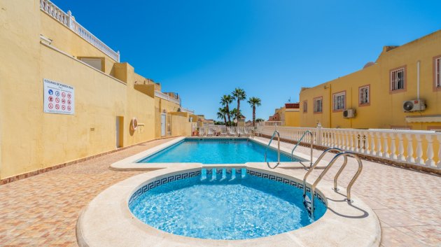 Reventa - Adosado -
Orihuela Costa - Las Filipinas