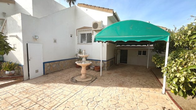 Reventa - Adosado -
Ciudad Quesada - Pueblo Bravo