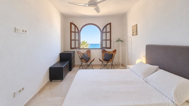 Reventa - Apartamentos -
Orihuela Costa - La Zenia