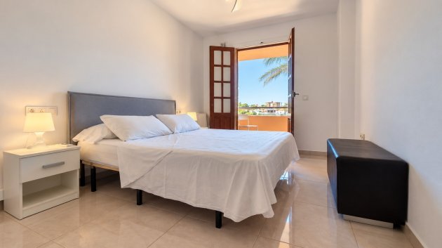 Reventa - Apartamentos -
Orihuela Costa - La Zenia